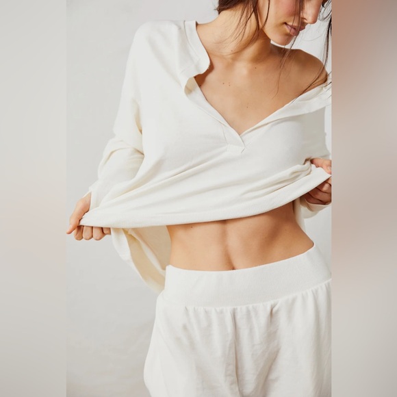 23. Free People NWT Cozy Cool Girl Lounge Set Size M - Picture 4 of 17